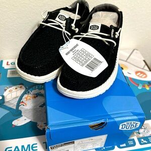 Hey Dude youth Wendy Boho Crochet shoe